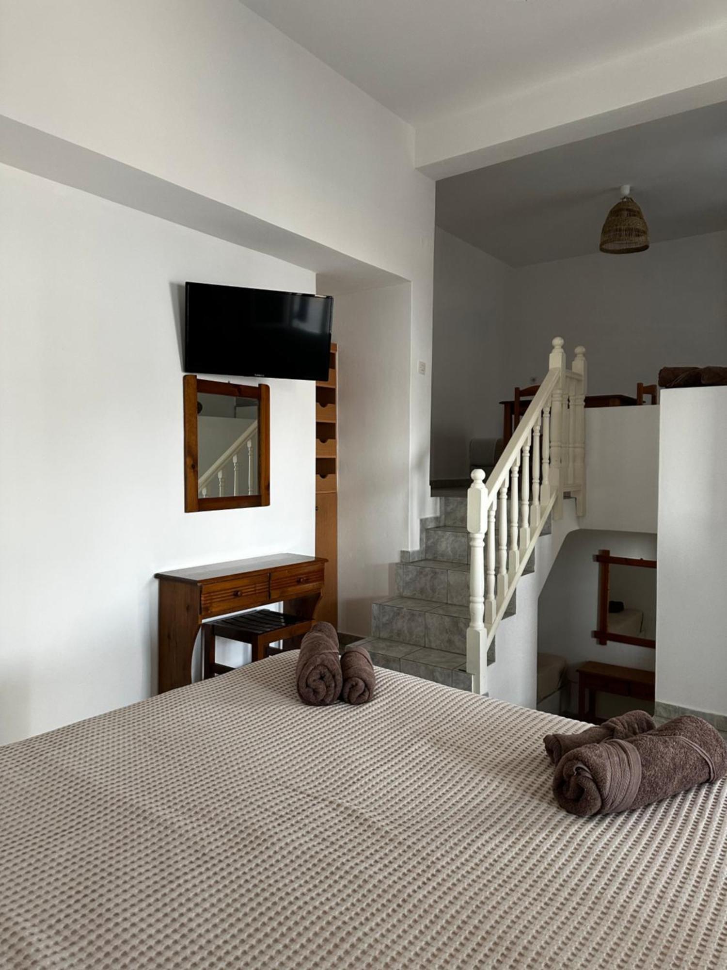 Perseas Aparthotel Naousa  Bagian luar foto